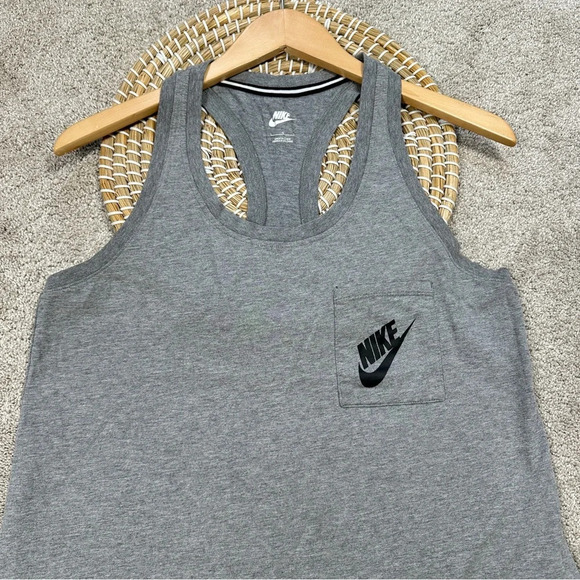 Nike Women's Racerback Signal Tank Top Sleeveless Grey Pocket Nike Logo Size L - Picture 3 of 11